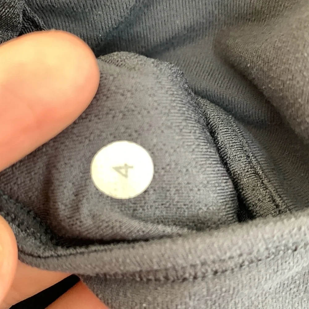 lululemon athletica Drawstring Running With Liner Gray Shorts size 4